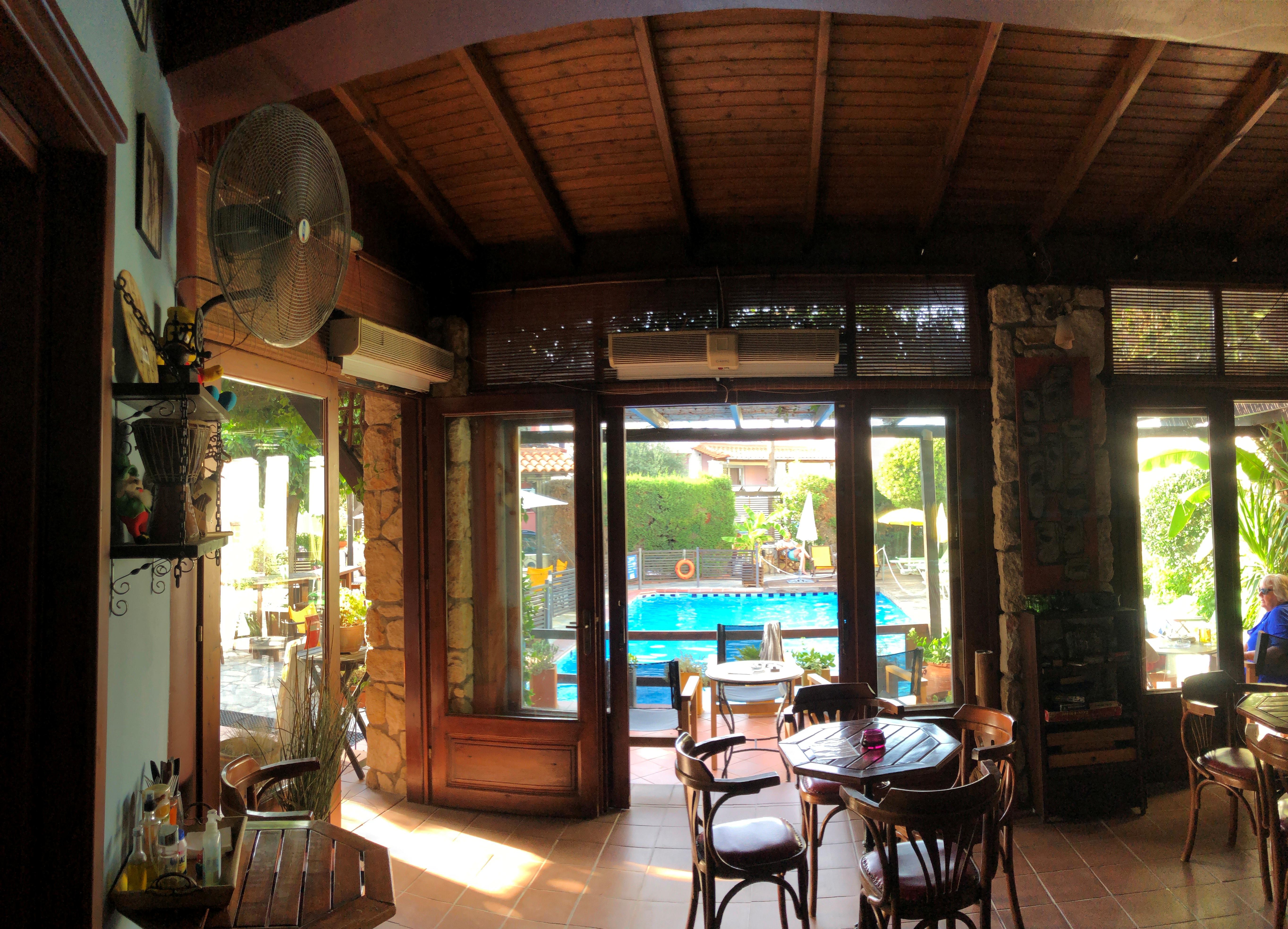 Hotel Ammon Garden slide 5