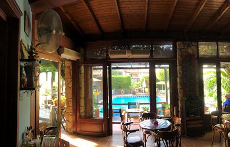 Hotel Ammon Garden slide 5