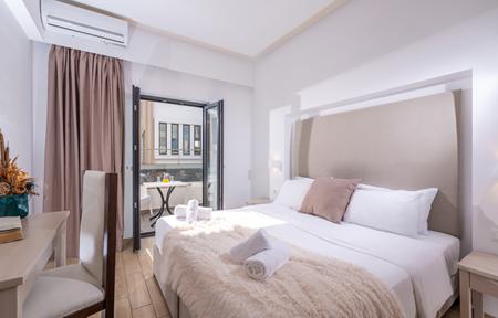 Golden Bay Hotel & Bungalows slide 3