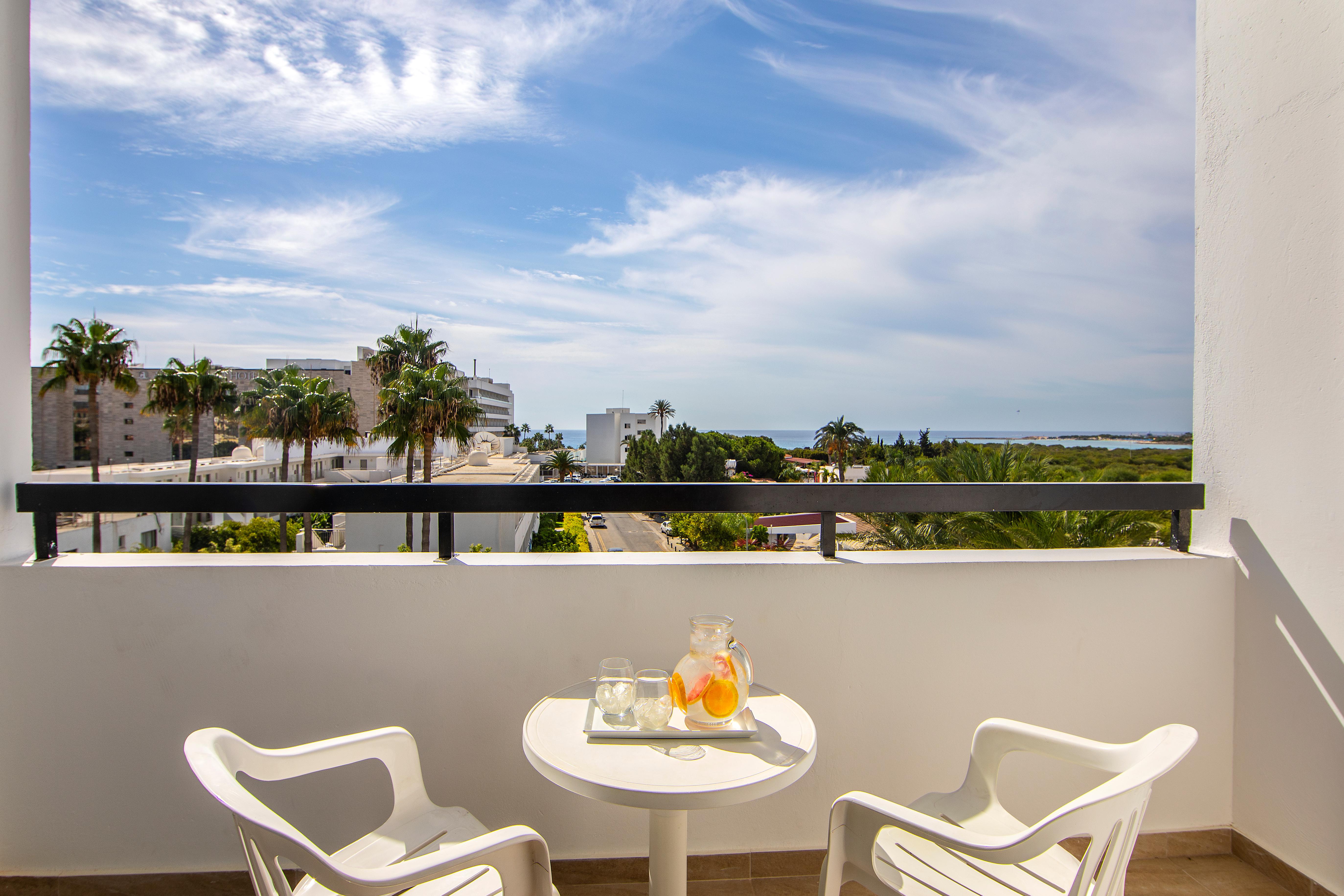 Hotel Christofinia  slide 4