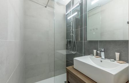 Hotel Club MMV Altitude slide 3