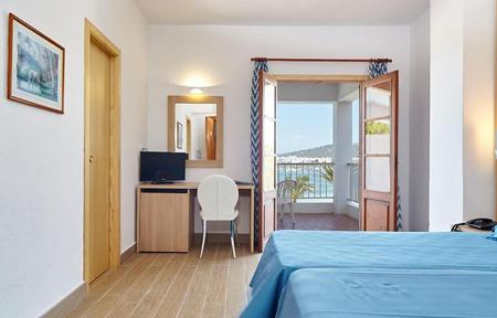 Hotel Ses Savines slide 4