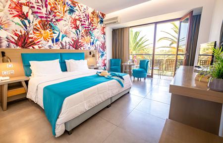 Hotel May Beach slide 2