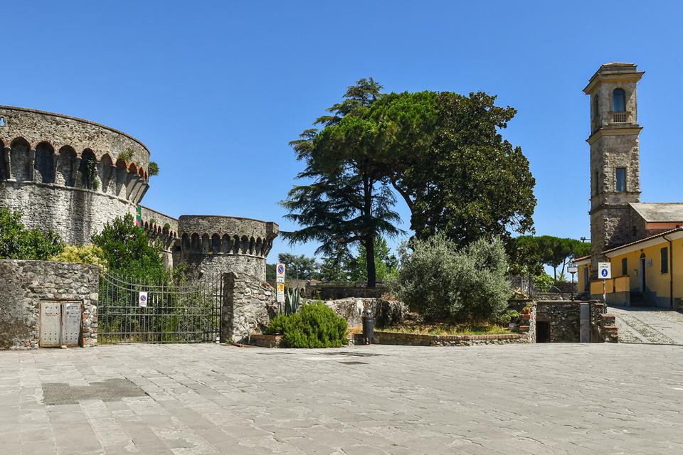 Sarzana Foto: 1 af 1