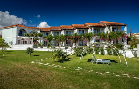 Hotel Paradise slide 3