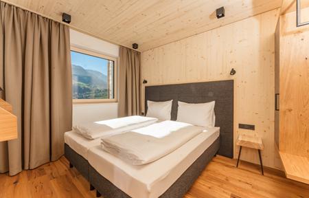 My Lodge Suites slide 4