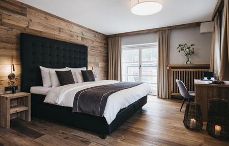 VAYA Post Saalbach slide 2