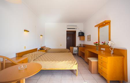 Hotel Continental Palace slide 4