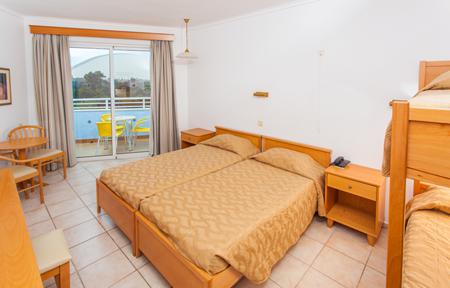 Hotel Continental Palace slide 5