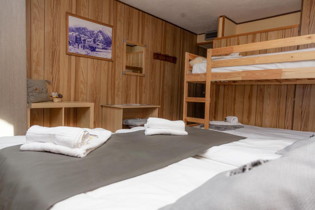 Hotel Monte Triplex  slide 2