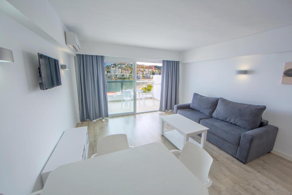 Mallorca Portofino by Pierre & Vacances slide 3