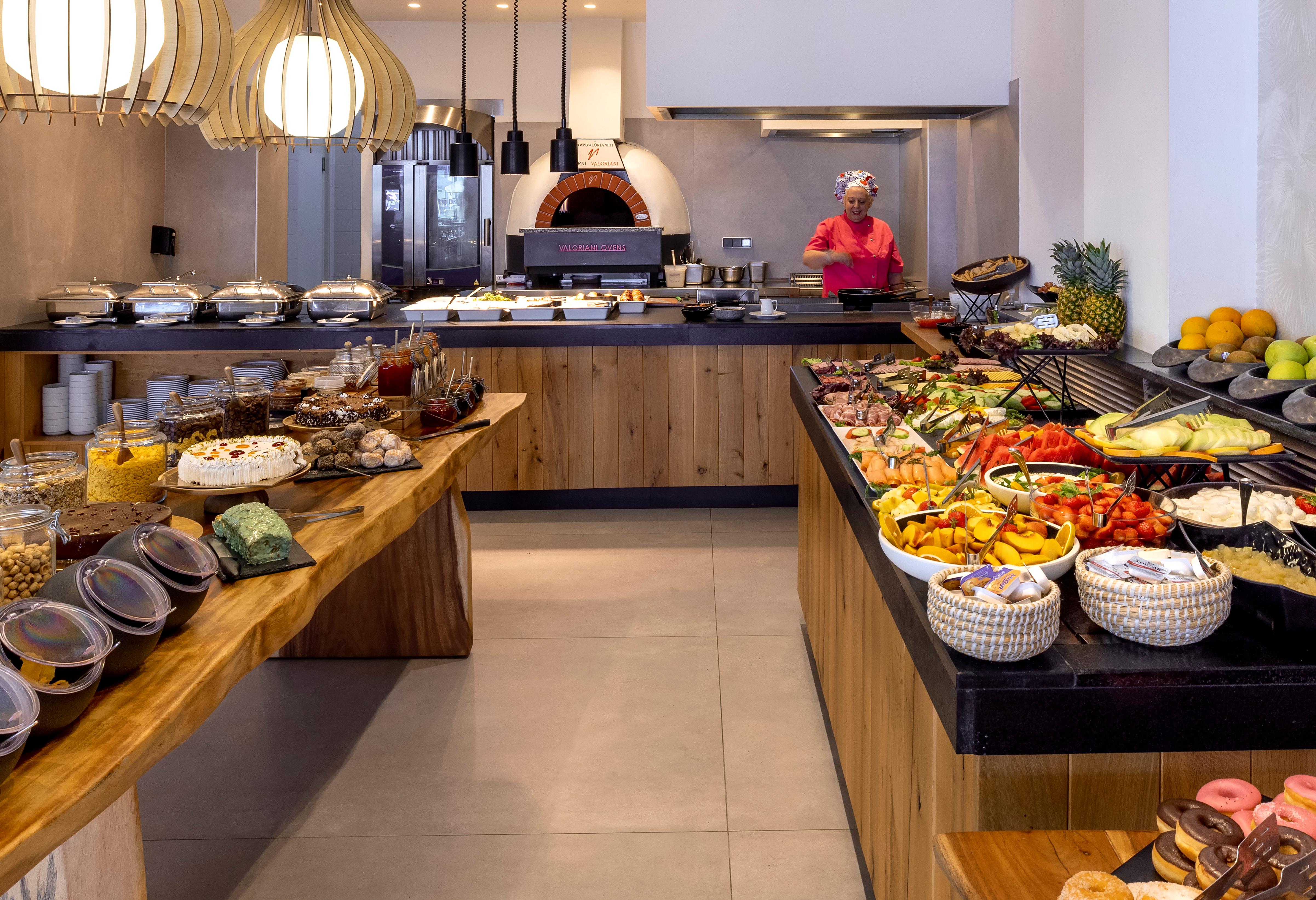 Atermono Boutique Resort slide 4