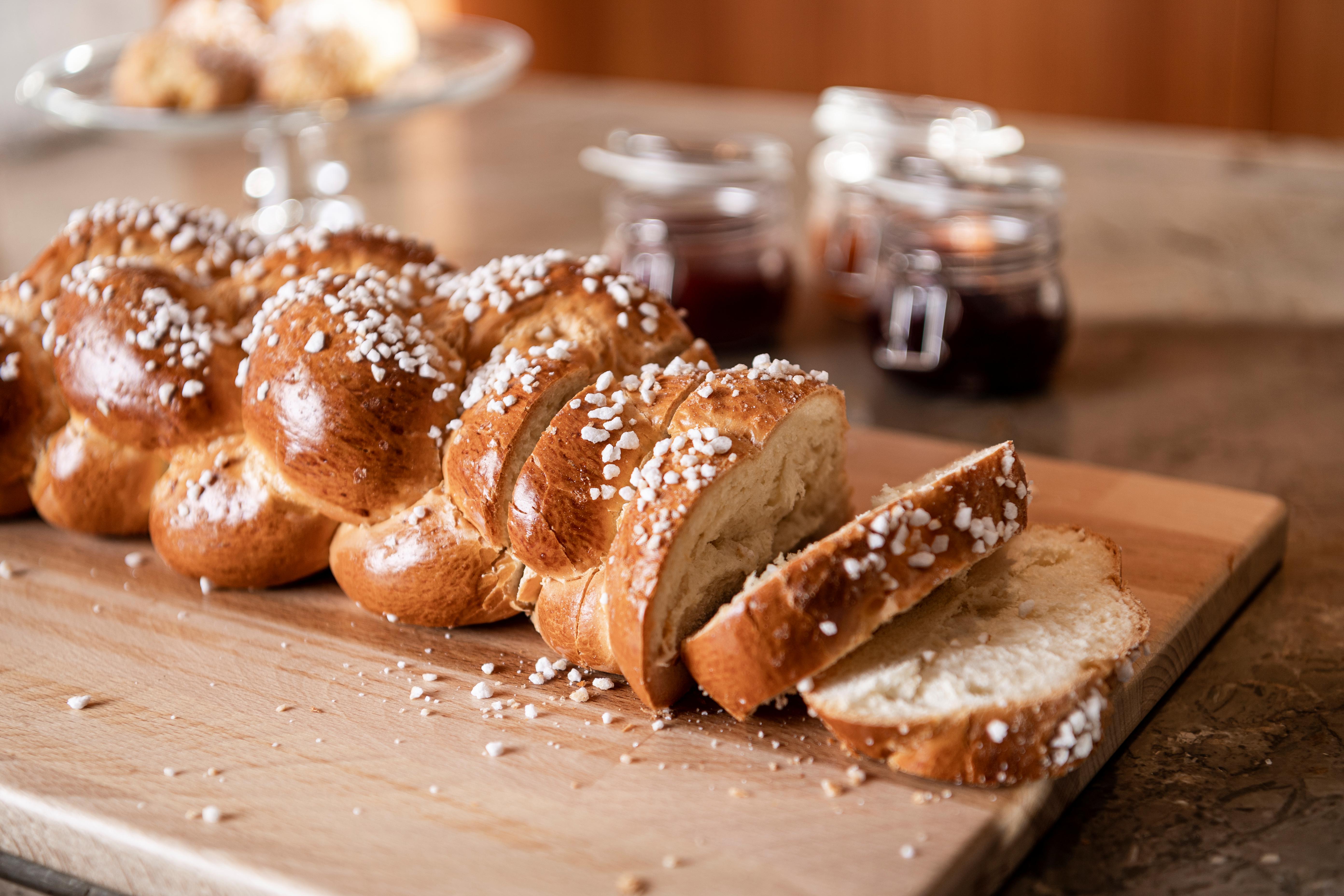 La Paula Apartments & Suites slide 4