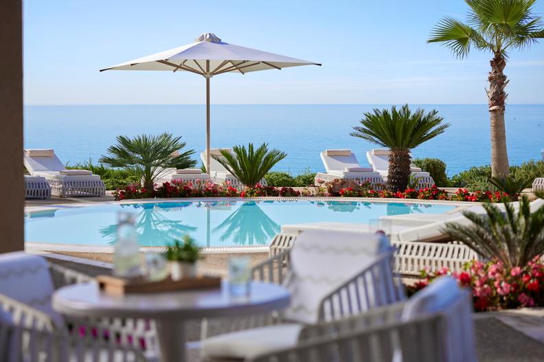 Hotel Ikos Oceania slide 4