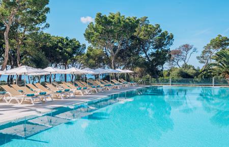 Iberostar Waves Club Cala Barca slide 4