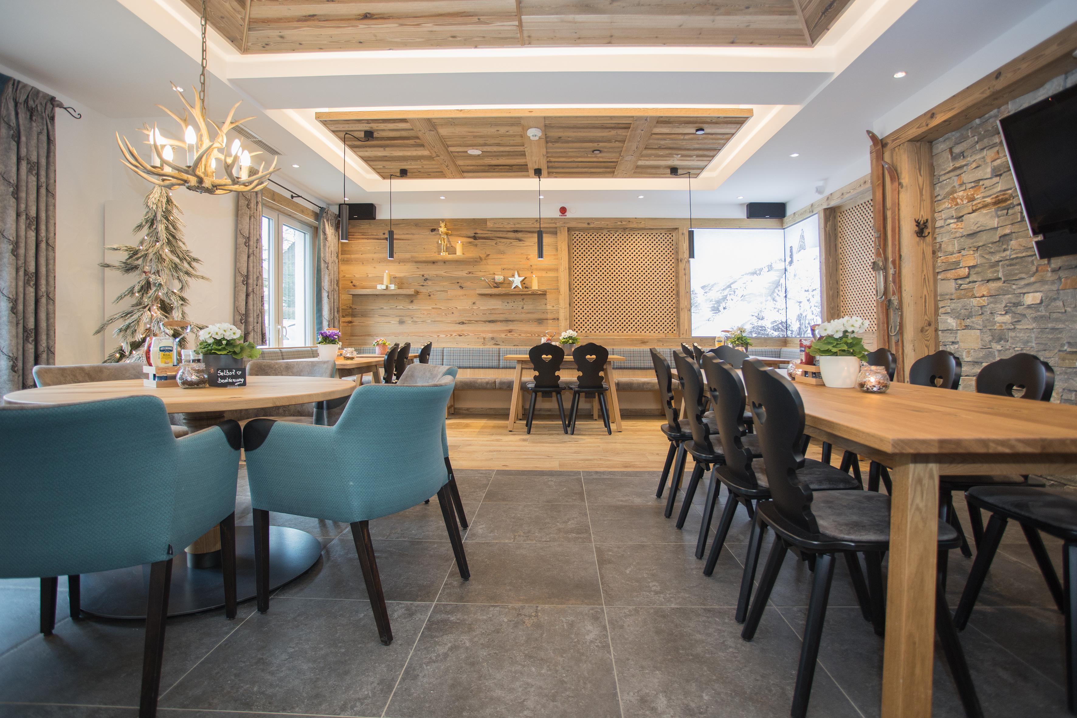 Lodge Hotel Winterberg slide 4