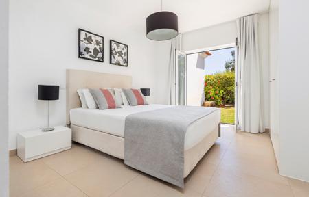 Eden Villas & Apartments slide 3