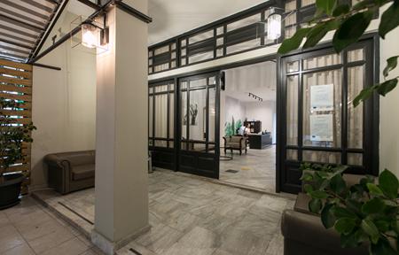 Club Zante Plaza slide 4