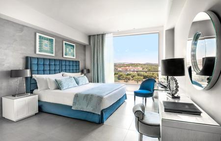 Hotel Ikos Olivia slide 3