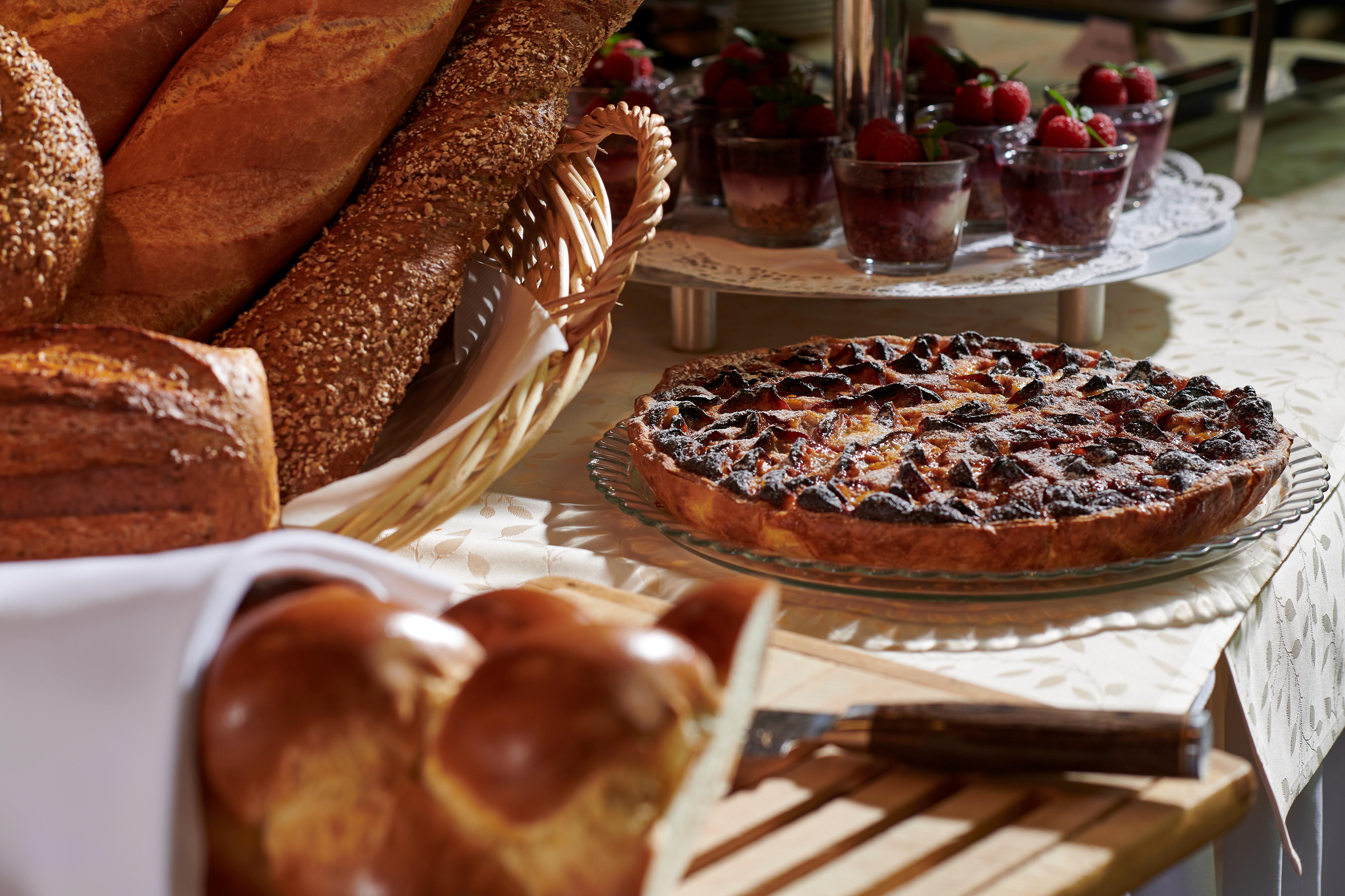 Baeren Hotel, The Bear Inn slide 5