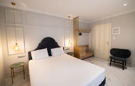 Eva Beach Hotel  slide 3