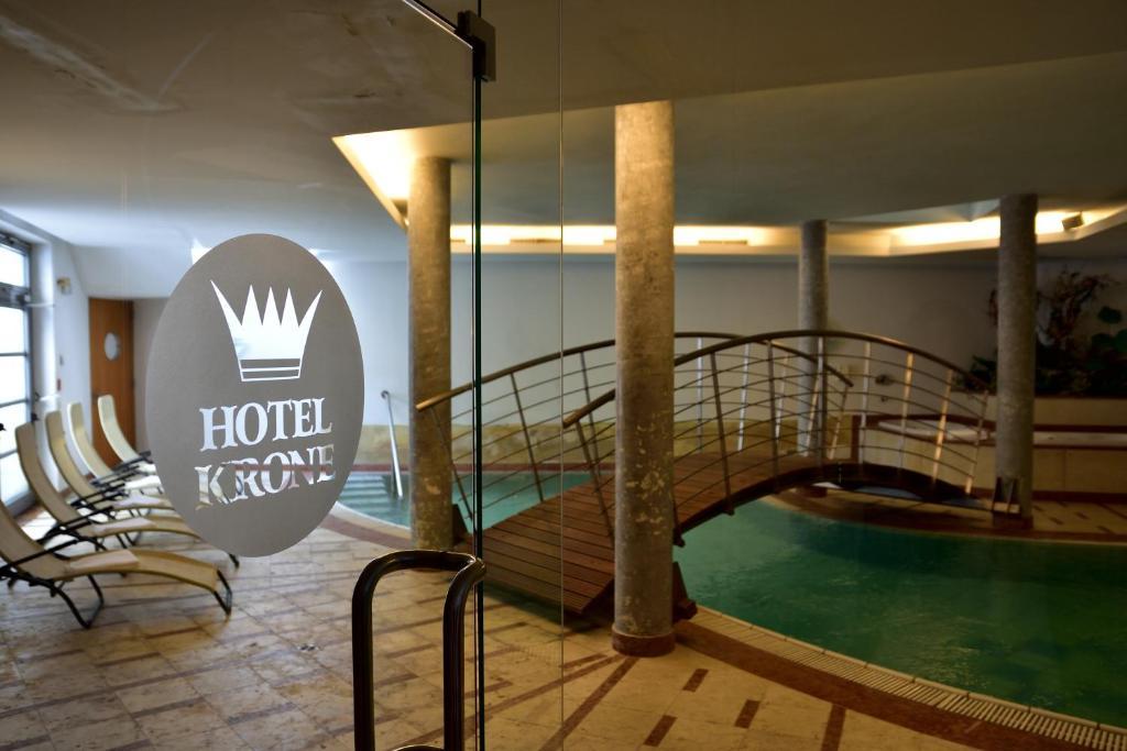 Hotel Krone slide 4