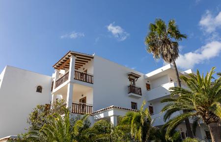 azuLine Appartementen Can Sanso slide 2