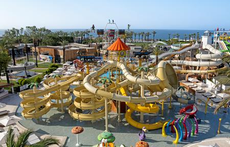 Hotel Titanic Deluxe Lara slide 2