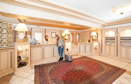 Hotel-Landgasthof Römerhof slide 2