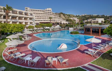 Hotel Sol By Melia Cosmopolitan slide 2