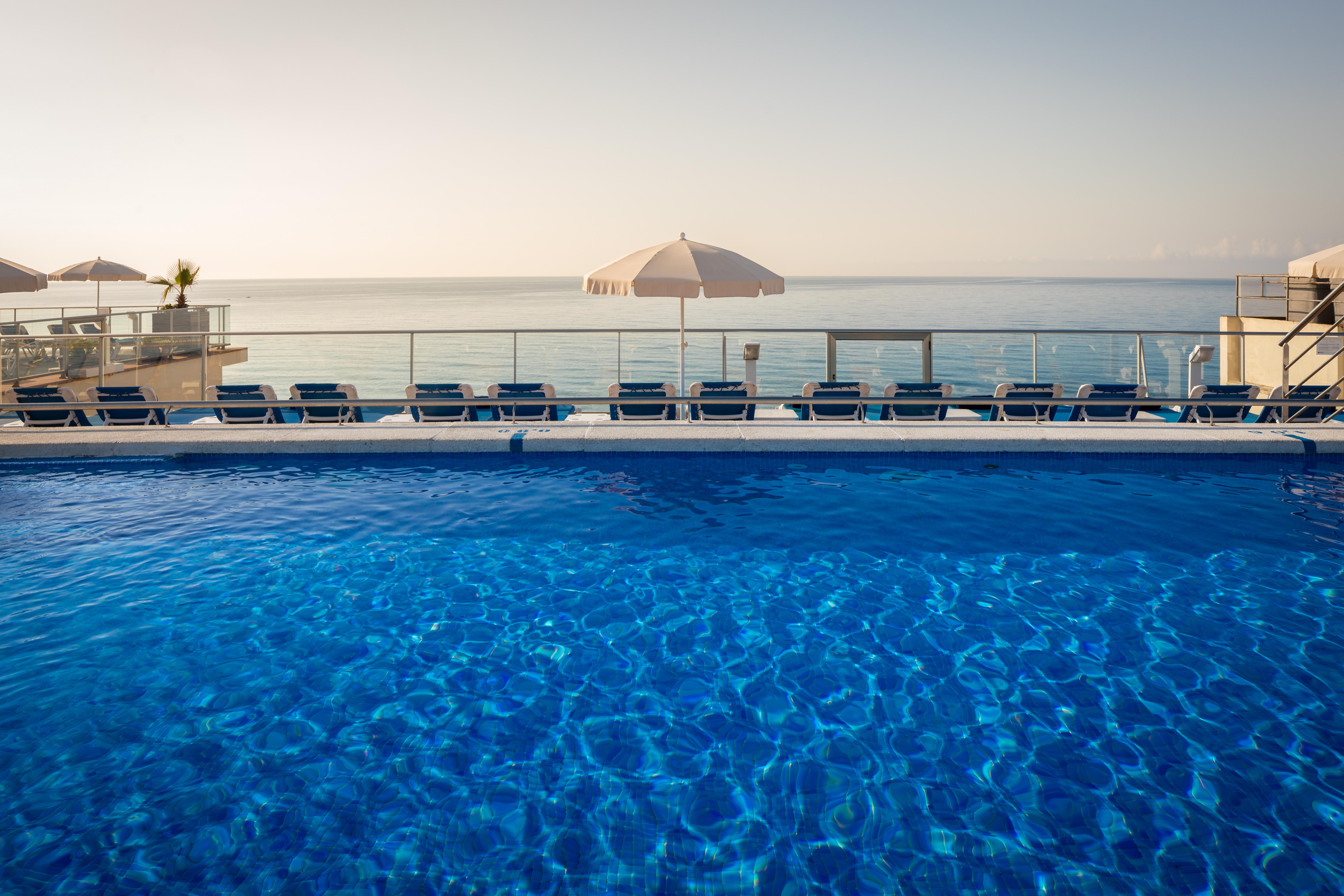 Hotel H-TOP Pineda Palace slide 2