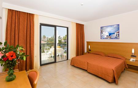 Hotel Tigaki Beach slide 3