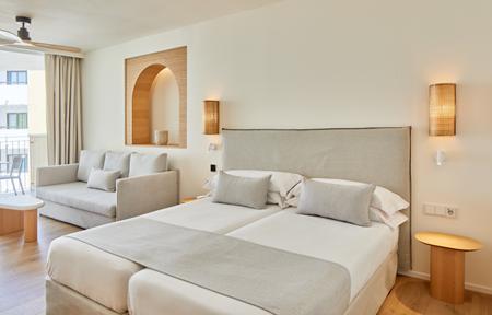 Hotel Blau Parc slide 4