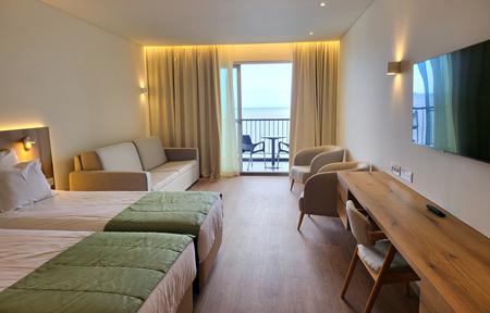 Rocamar Lido Resort slide 3