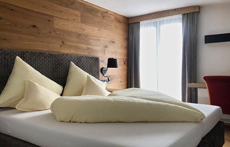 Hotel Stefan  slide 2