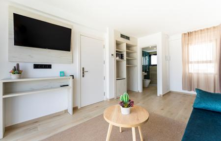 Hotel Bakour Lanzarote Splash slide 3