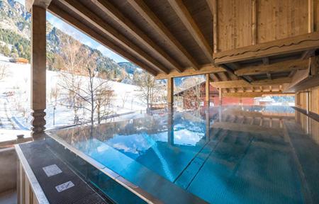 Die Alpbacherin  slide 2