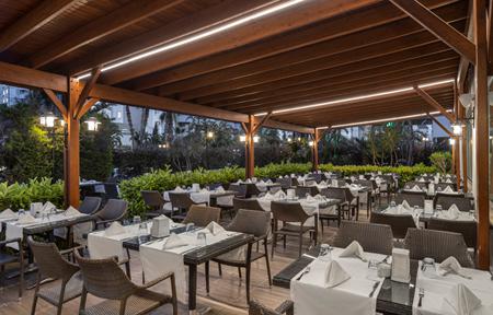 Wyndham Garden Lara slide 3