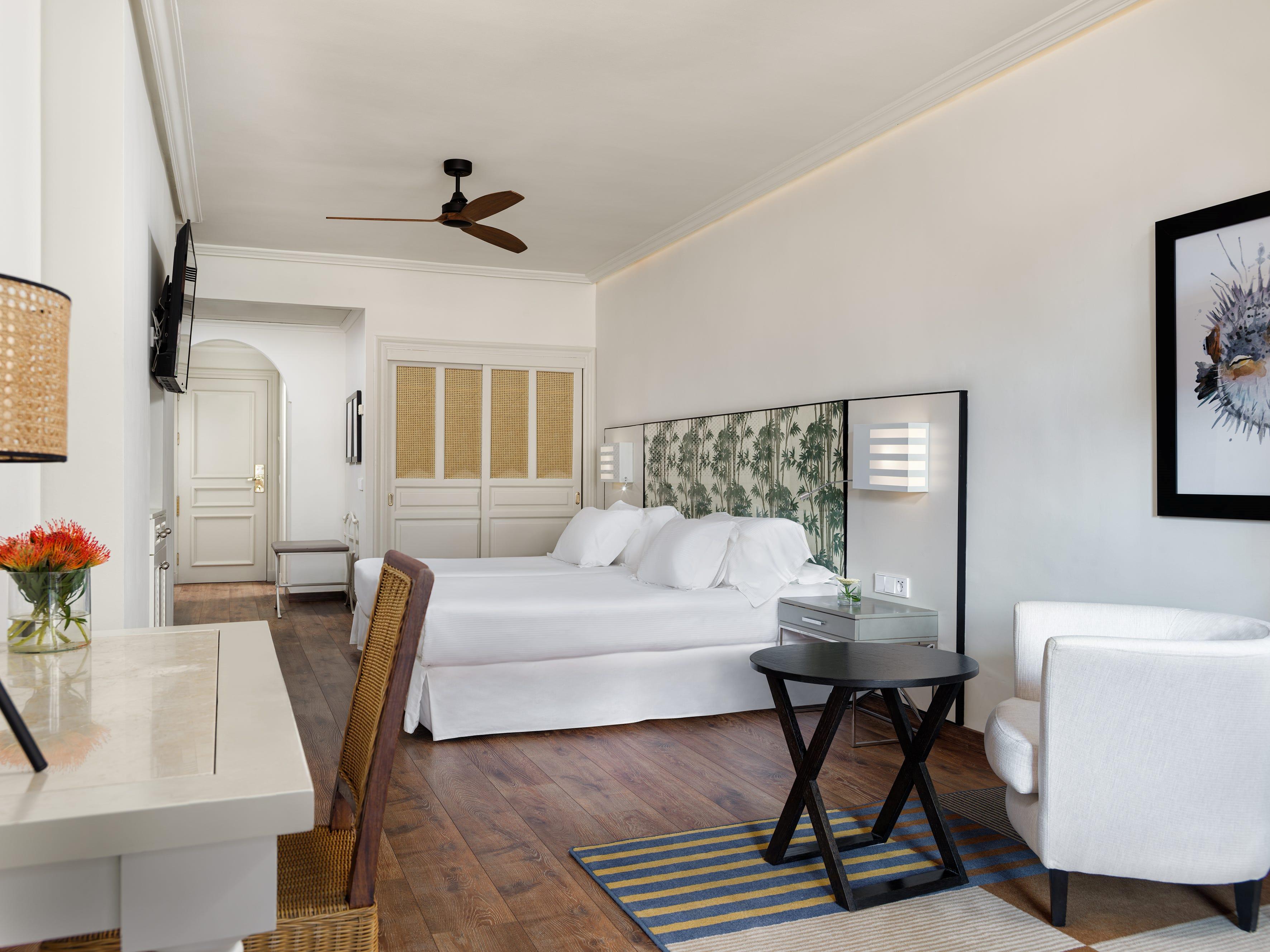 Hotel H10 Costa Adeje Palace slide 5