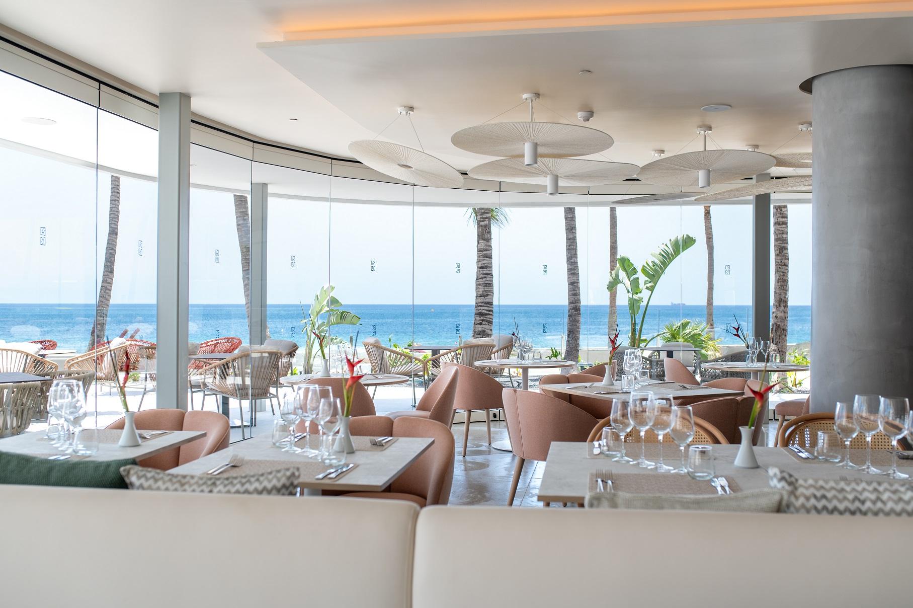 Plus Fariones Suite Hotel slide 2