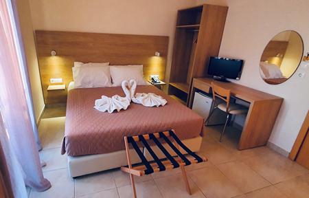 Hotel International slide 2