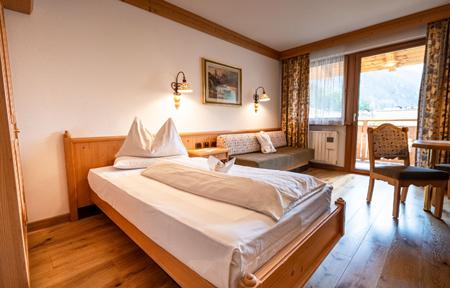 Hotel Cesa Tyrol slide 2