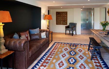 Eiger View Alpine Lodge slide 4