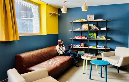 The People Les 2 Alpes slide 3