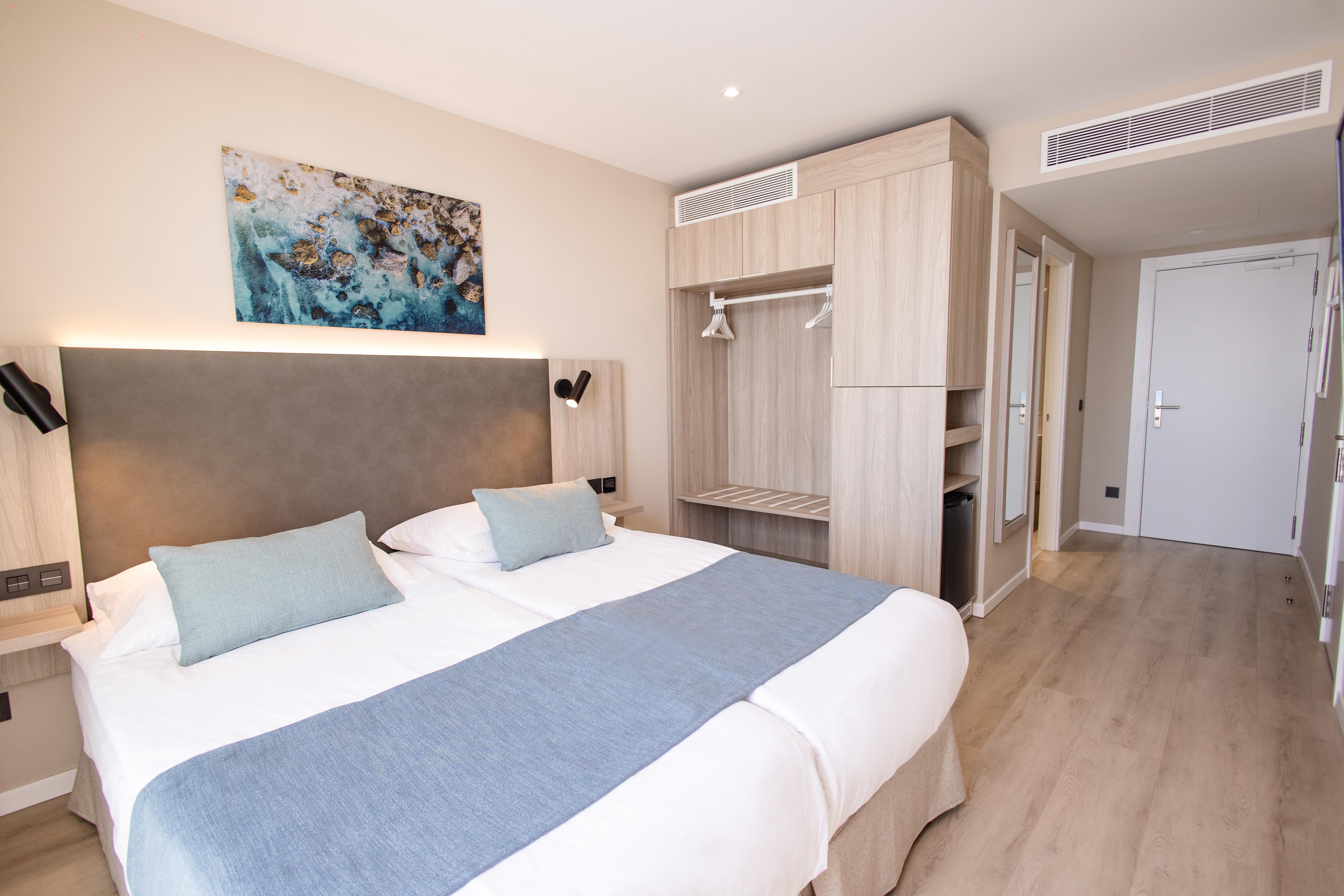 Puerto Azul Hotel  slide 3