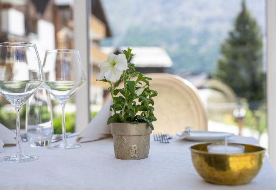 Wellnesshotel Schweizerhof slide 3