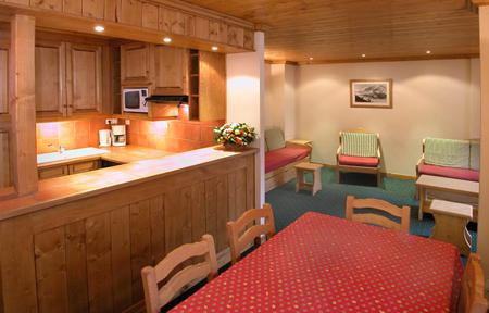 Résidence Vacancéole Alpina Lodge slide 3