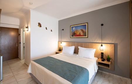 Selini Suites & Waterpark slide 3