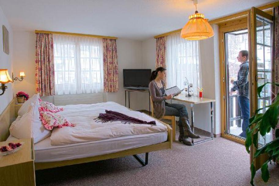 Hotel Bergheimat slide 2