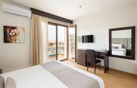 Hotel Blue Bay slide 2